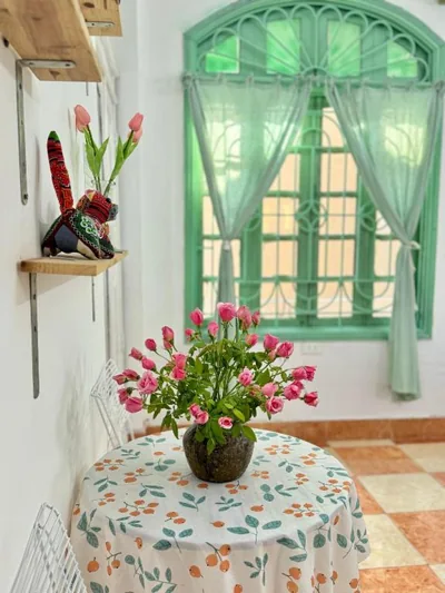 King-Zimmer mit Balkon — Morri Homestay - Quán Thánh